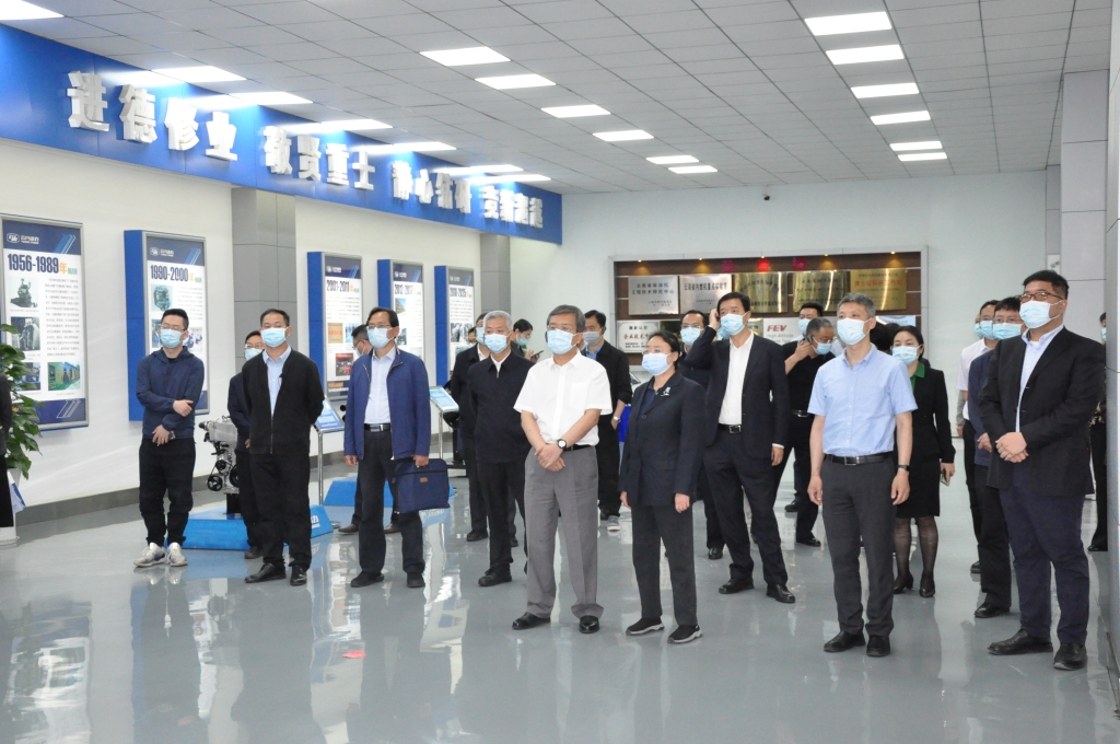 中共云南省委办公厅调研组到 bbin宝盈开展调研