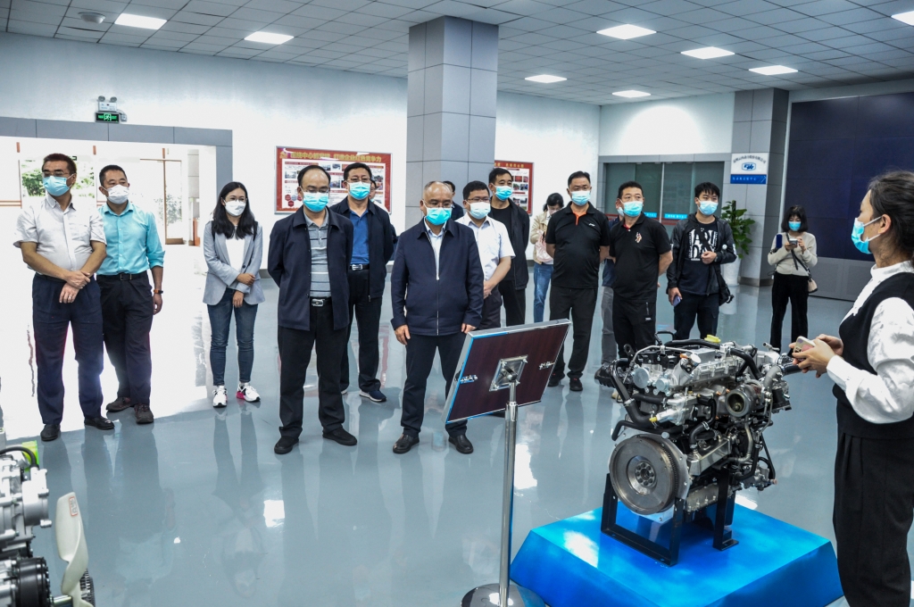 昆明市人大常委会相关向导到bbin宝盈动力开展调研